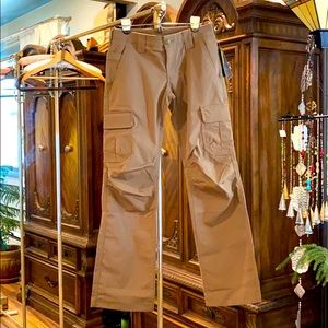 Under Armour outdoor pants